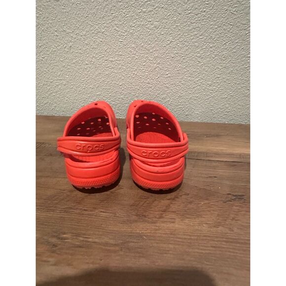 CROCS Original Kid Red Crocs Size 10/11 - Picture 4 of 8